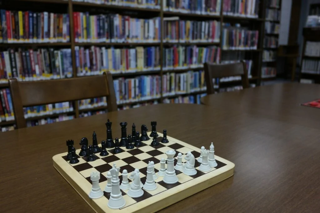 Movimento agressivo de jogo de xadrez